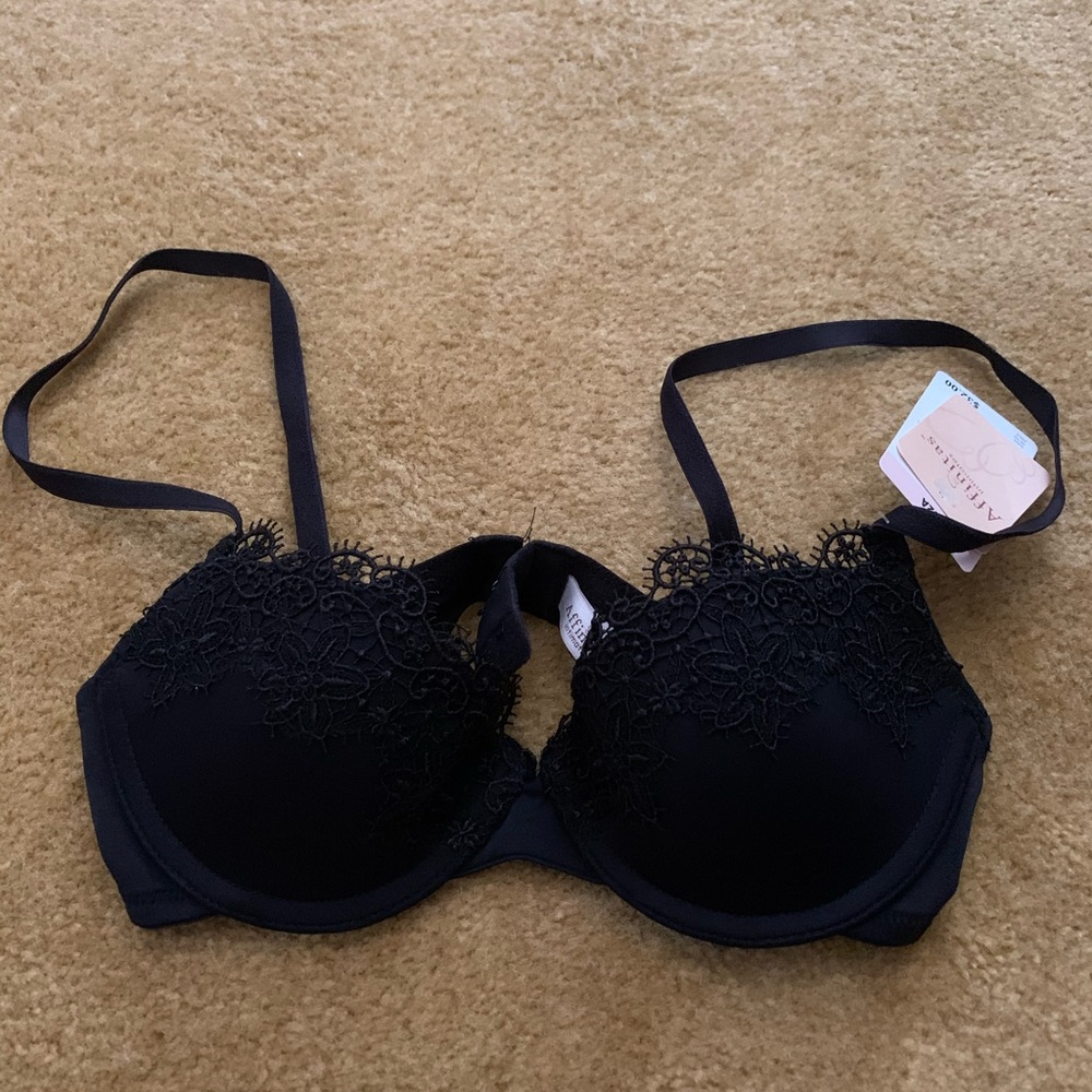 NWT Affinitas Intimates 32A Padded Black Bra